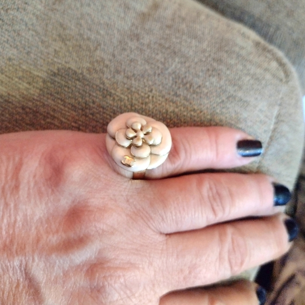 Fashion Ring